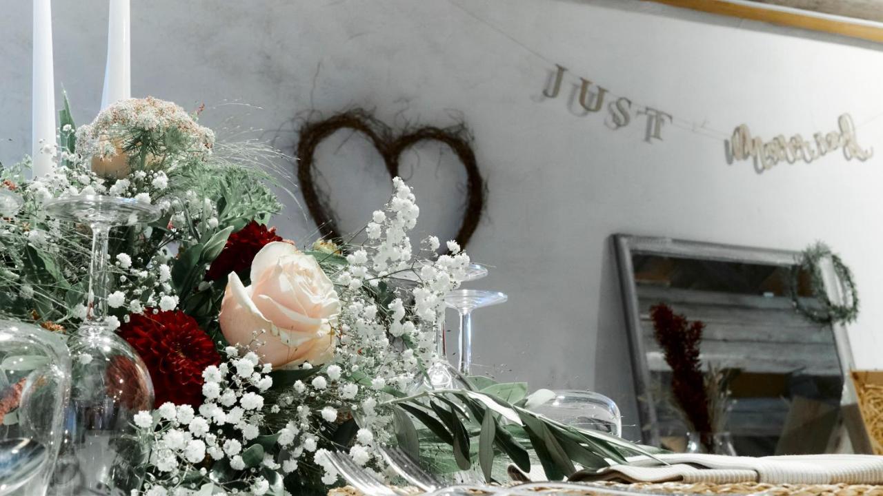 Auberge De Bellelay Restaurant Chez Aron Balde Zewnętrze zdjęcie