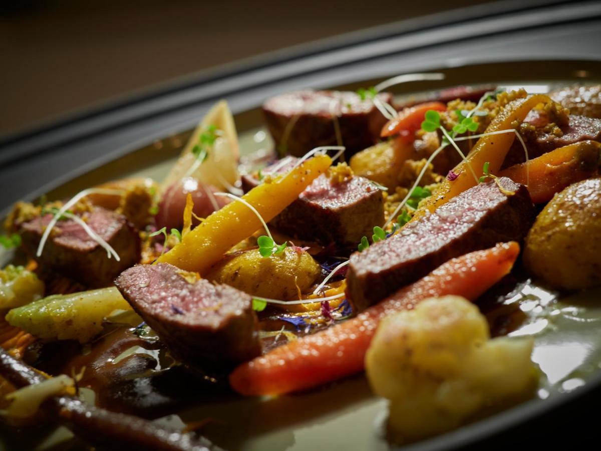 Auberge De Bellelay Restaurant Chez Aron Balde Zewnętrze zdjęcie