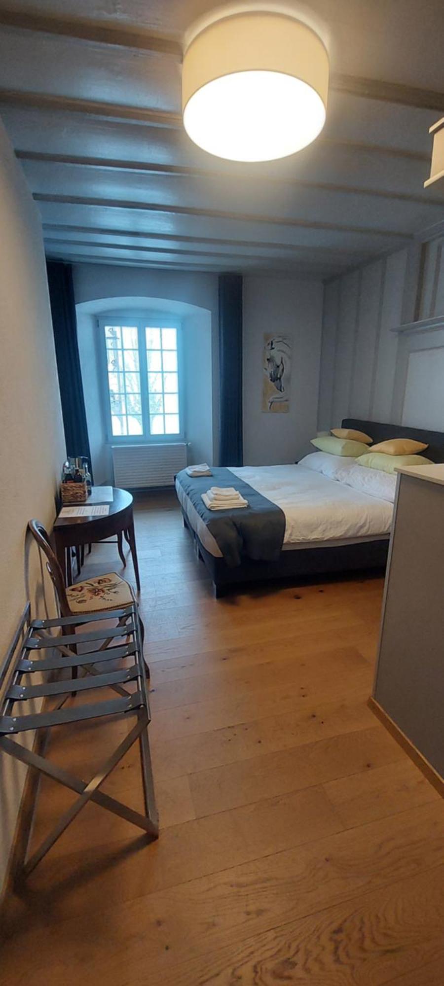 Auberge De Bellelay Restaurant Chez Aron Balde Zewnętrze zdjęcie